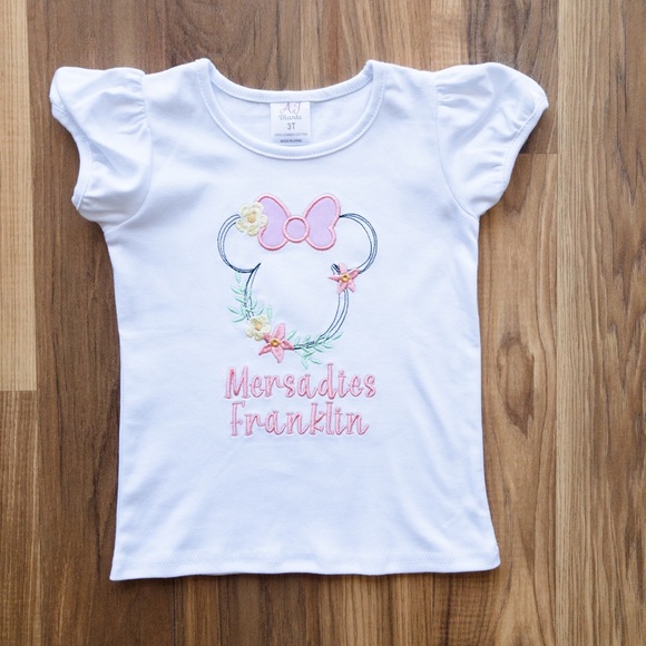 Personalized Minnie Mouse T- shitt - Picture 1 of 2